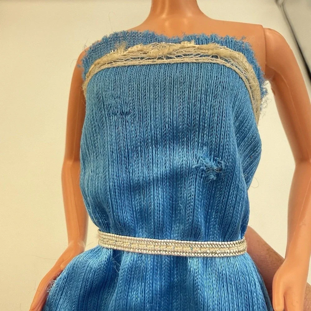 Vtg Barbie Fashion Fun‎ Romantic Nights Blue Satin Dress #5712 Lace Trim Flawed